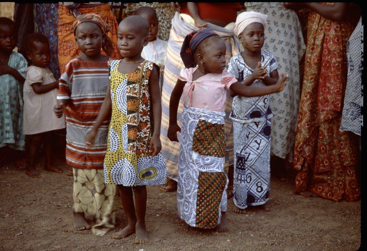 Simpa dancers watching