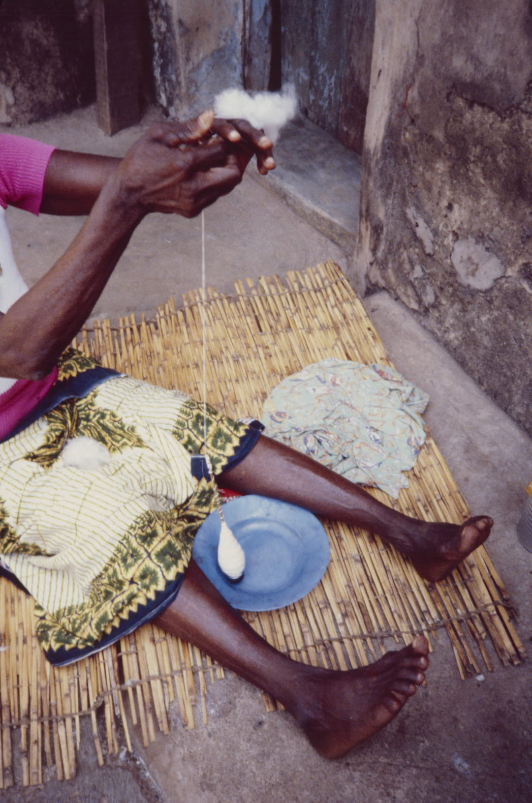 spinning cotton