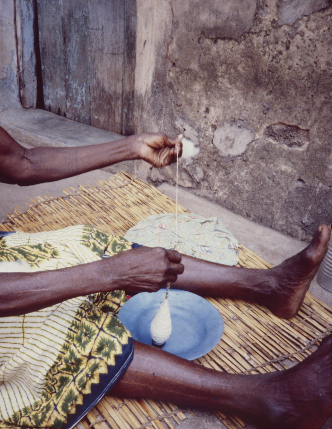 spinning cotton