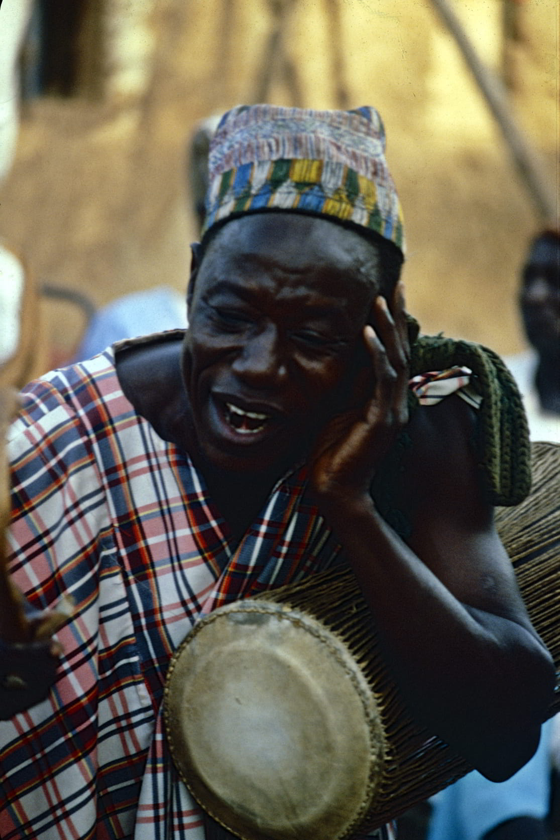 praise-singer, Tamale